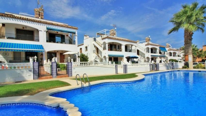 апартаменты - перепродажа - Villamartin - Villamartin