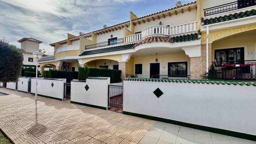 Casa Adosada - Venta - Ciudad Quesada - Dona Pepa