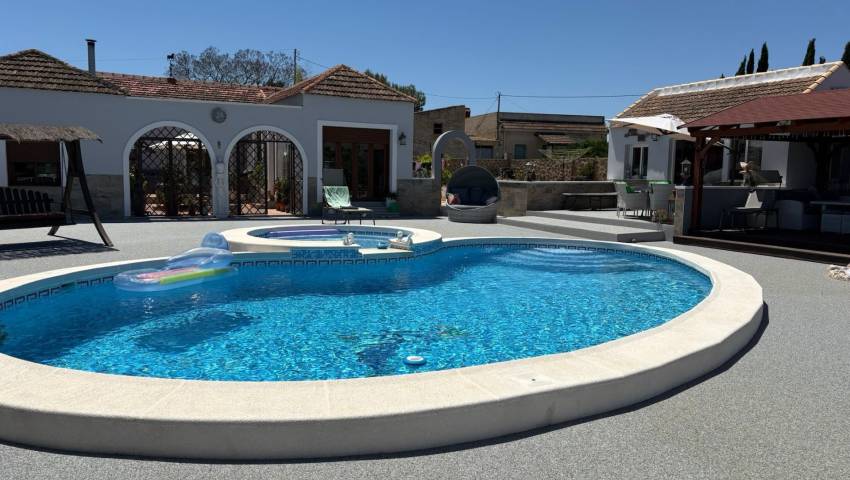 Detached Villa - Resale - Jacarilla - Jacarilla