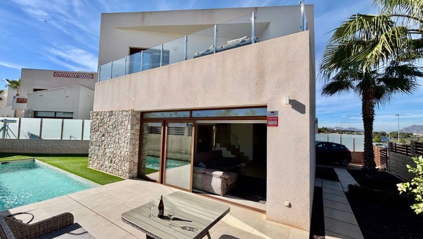 Haus - Wiederverkauf - Benijofar - Alicante