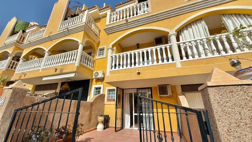 Rekkehus - videresalg - Algorfa - La Finca Golf - Montemar