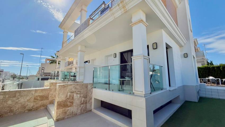 Semi Detached - Resale - Ciudad Quesada - Pueblo Bravo