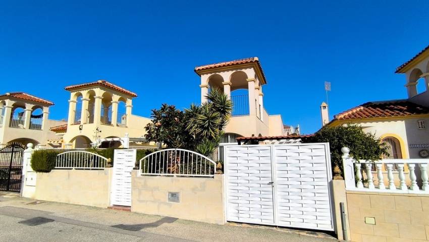 Villa - Återförsäljning - Algorfa - La Finca Golf - Lo Crispin