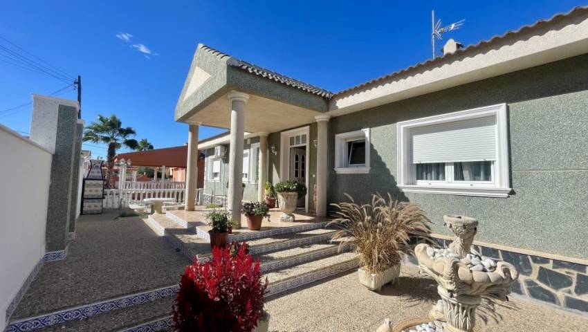 Villa - Återförsäljning - Ciudad Quesada - Ciudad Quesada