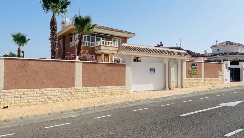 Villa - Återförsäljning - Ciudad Quesada/Rojales - Ciudad Quesada