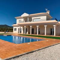Villa  - New Build - Pinoso - 01-24607