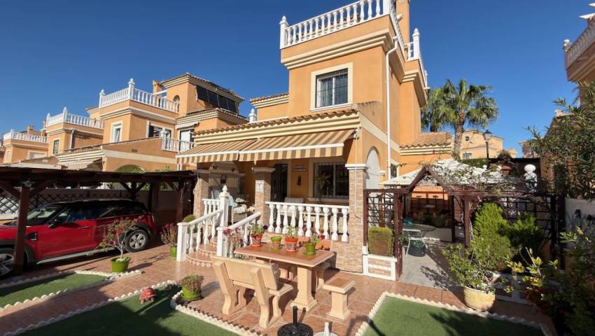 Вилла - перепродажа - Algorfa - La Finca Golf - Lo Crispin