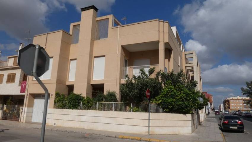 Villa  - Resale - Almoradi - Almoradi