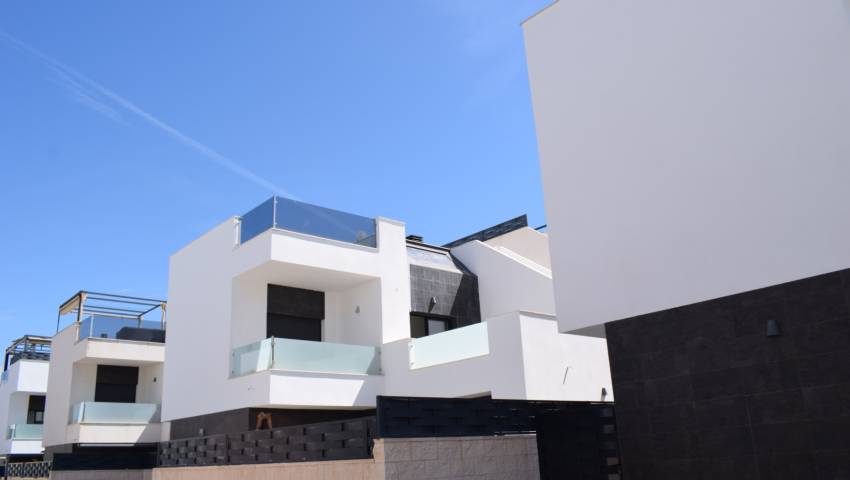 Villa  - Resale - Benijofar - Alicante