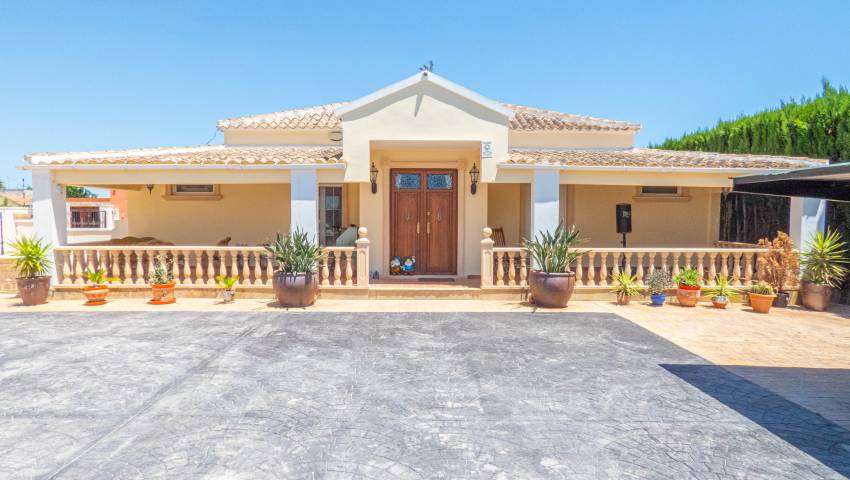 Villa  - Resale - Heredades - Rojales