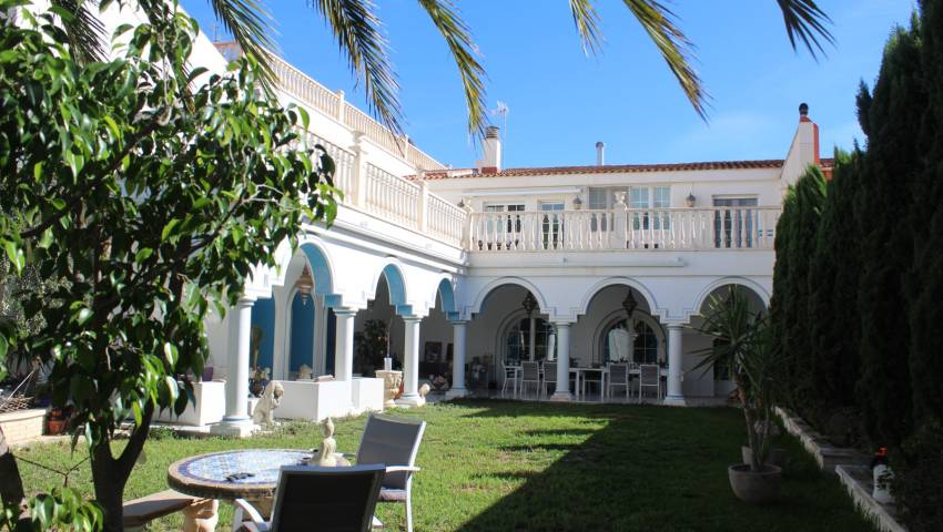 Villa  - Resale - San Isidro - San Isidro