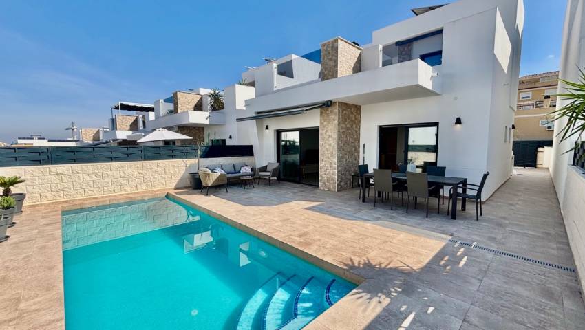 Villa - Wederverkoop - Benijofar - Alicante
