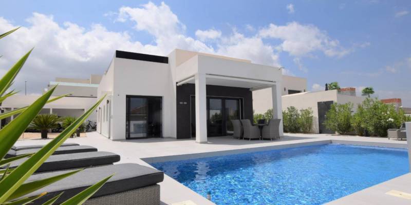 Villa for sale in Benimar 