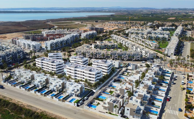 Enjoy life by the sea and nature in this luxurious New build apartment for sale in El Raso  l Raso