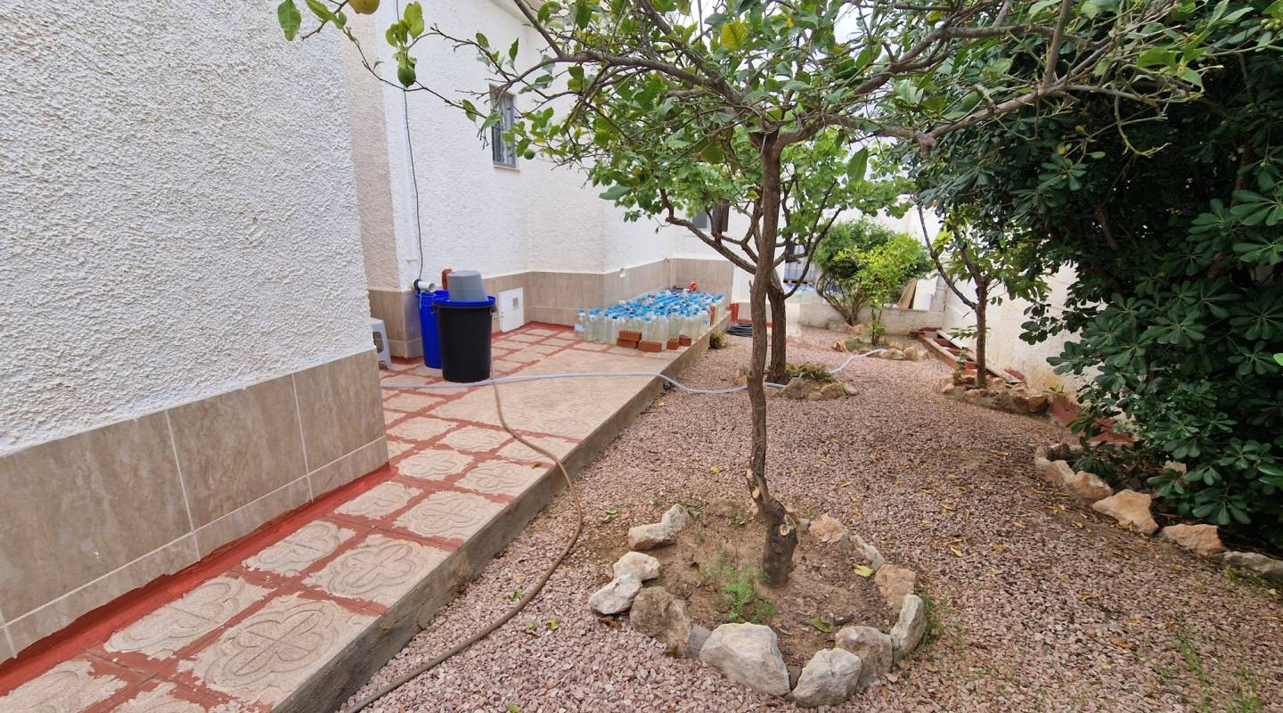 Återförsäljning - Villa - Torrevieja - La Siesta