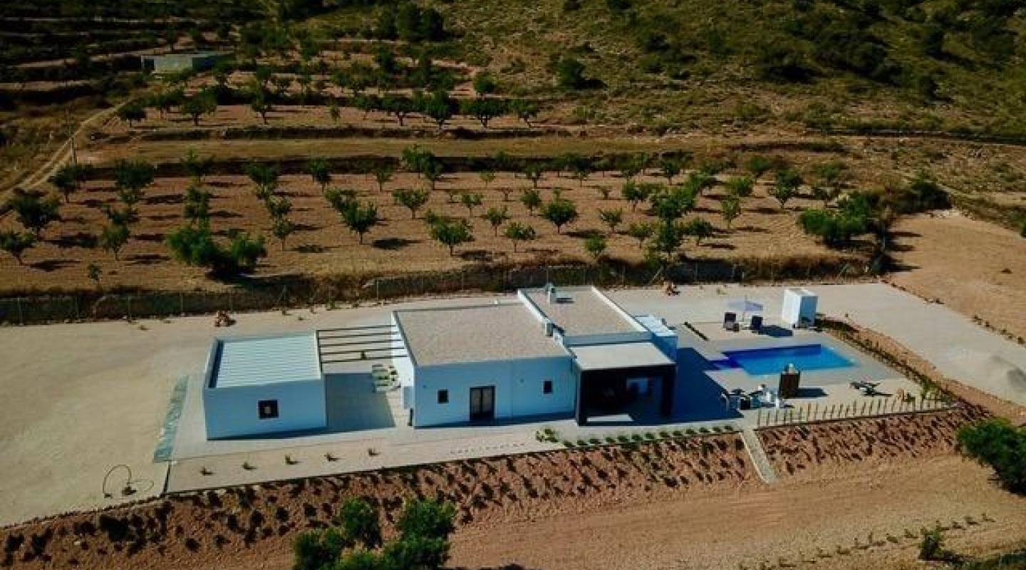 New Build - Villa  - Hondón de las Nieves - La Canalosa