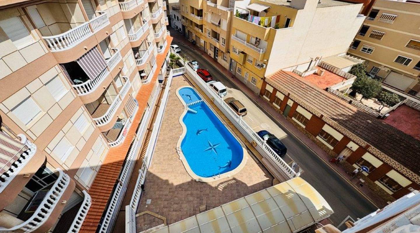 Resale - Apartment - La Mata