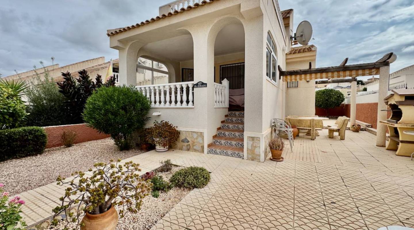 Resale - Villa  - Ciudad Quesada - Atalaya Park