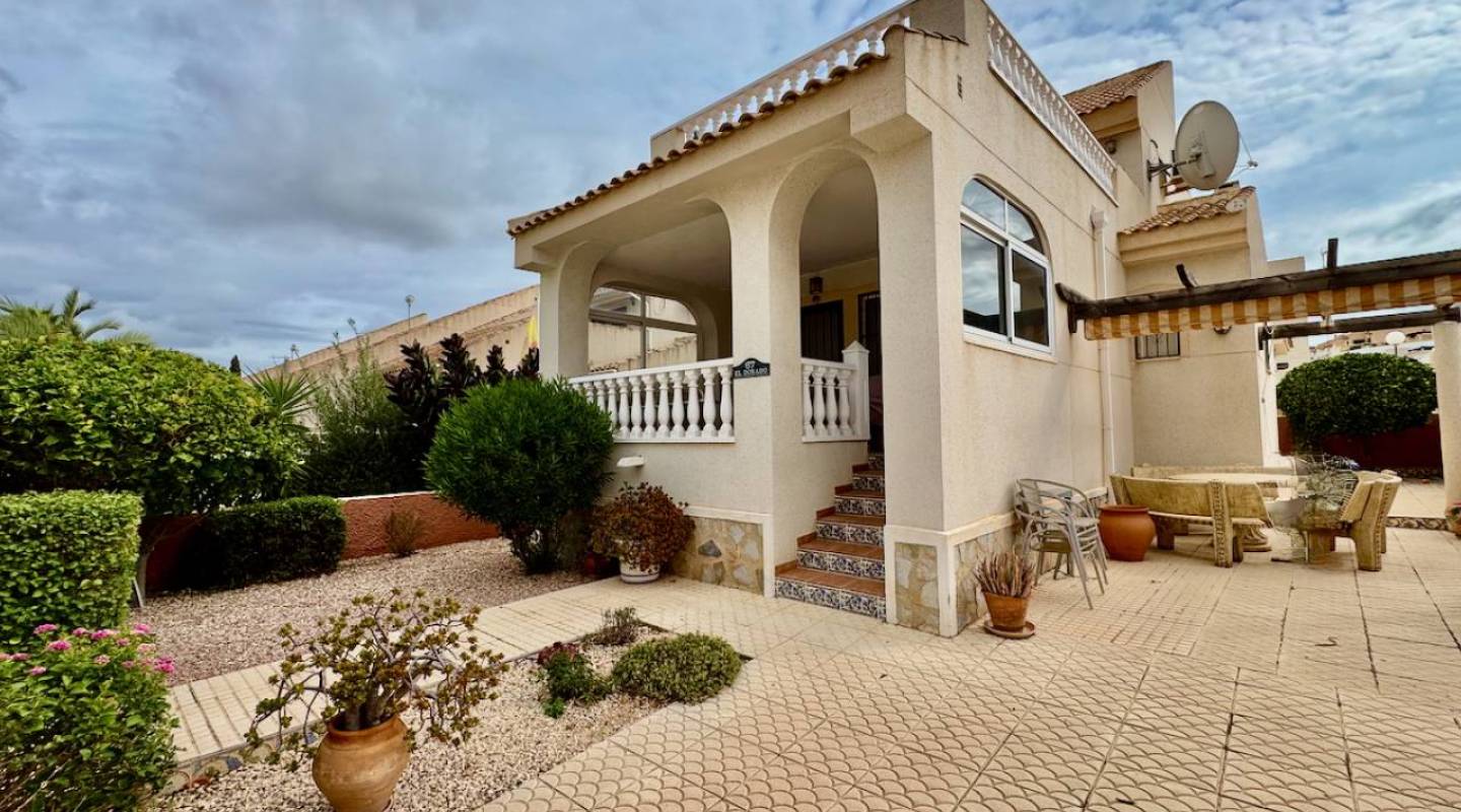 Resale - Villa  - Ciudad Quesada - Atalaya Park