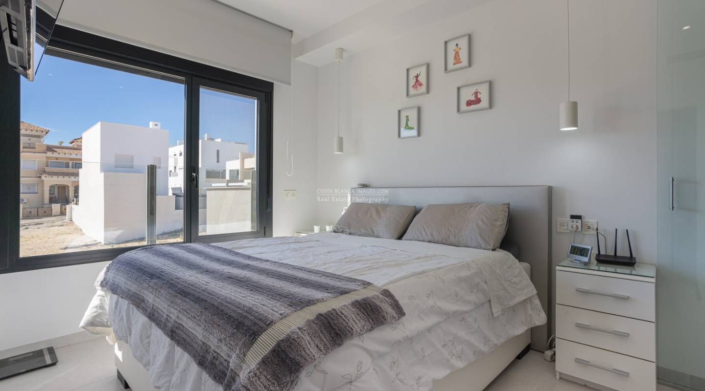 Återförsäljning - Town house - Orihuela Costa - Villamartin