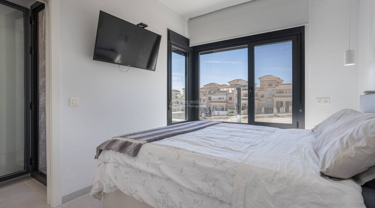 Resale - Town house - Orihuela Costa - Villamartin