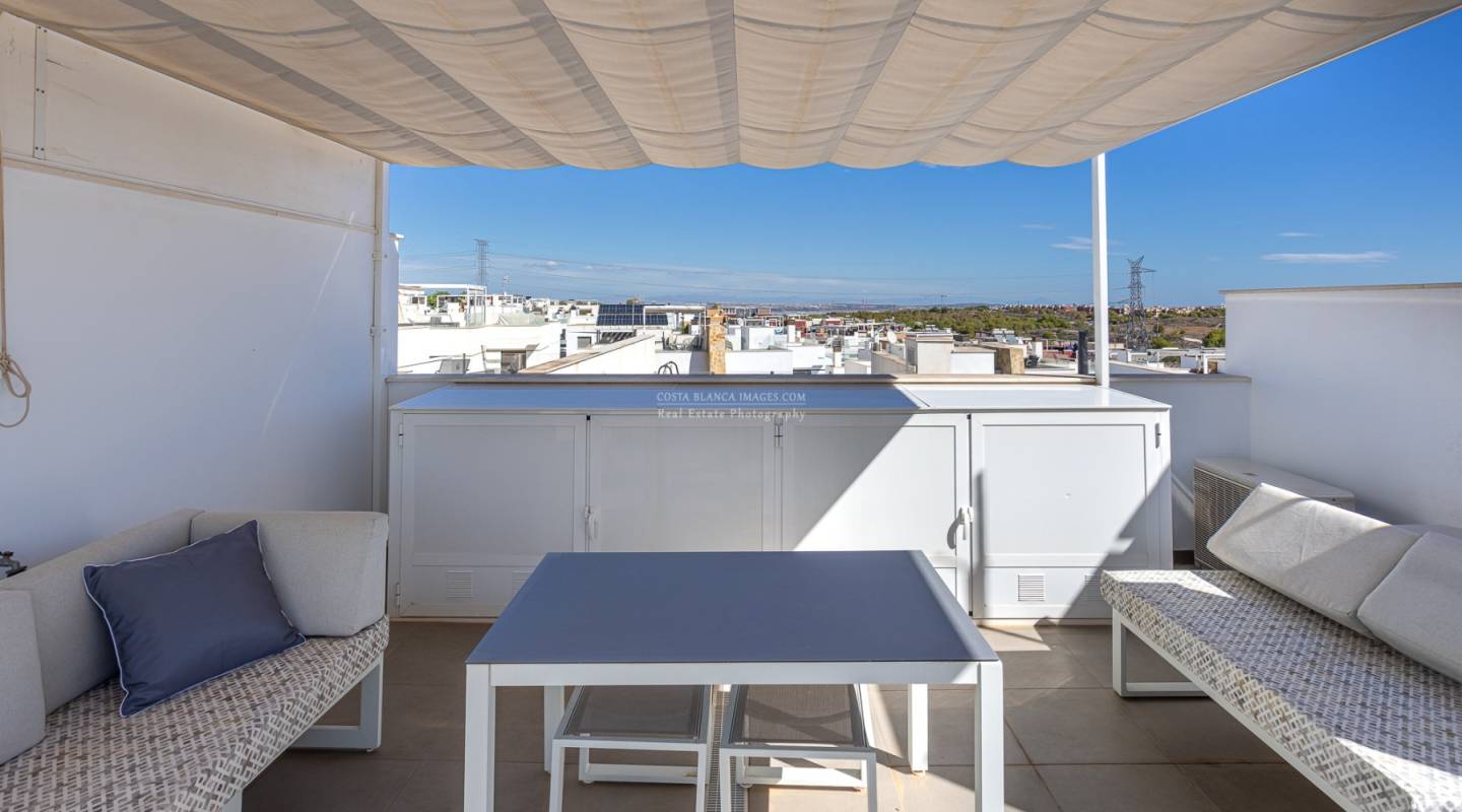 Återförsäljning - Town house - Orihuela Costa - Villamartin