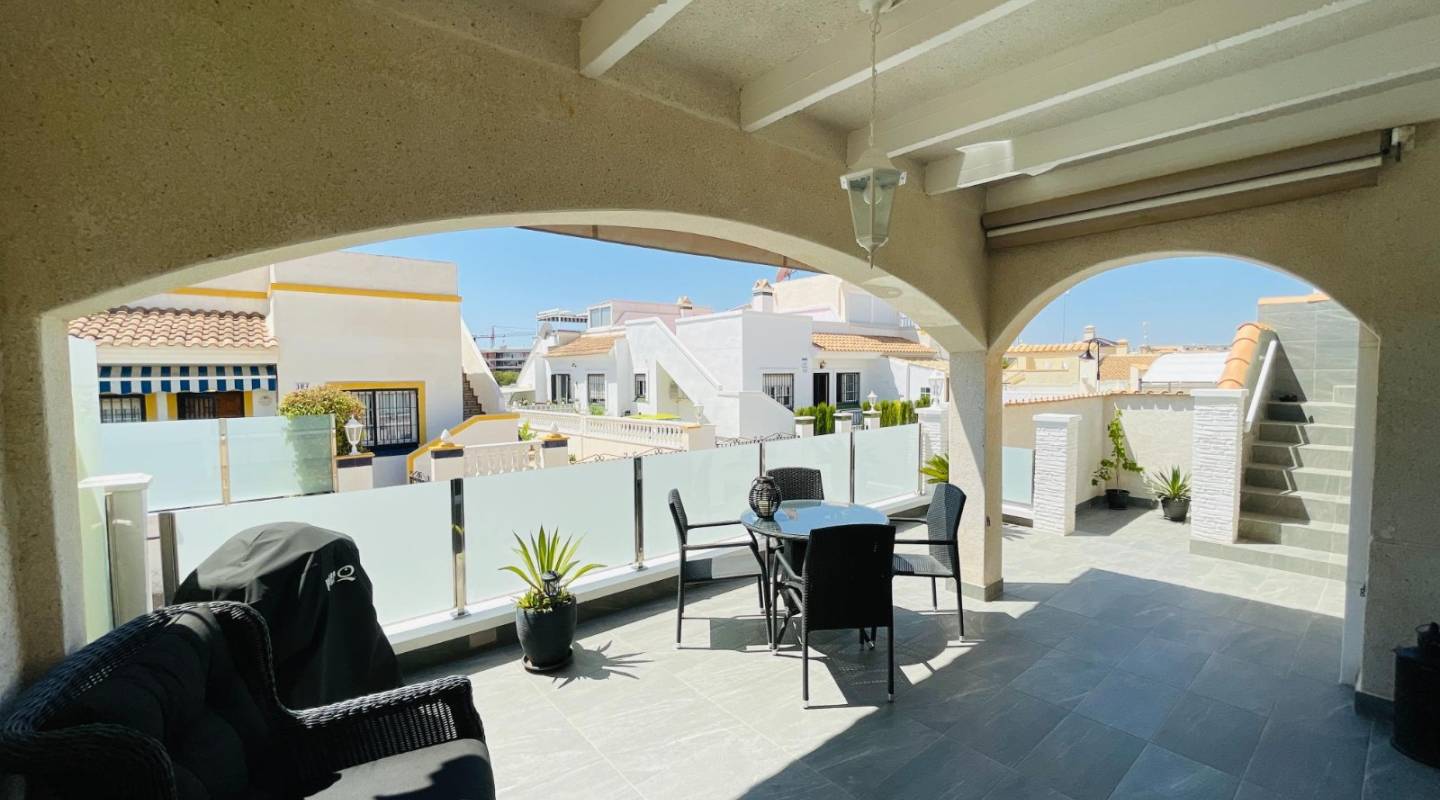 Venta - Chalet - Orihuela Costa - Playa Flamenca