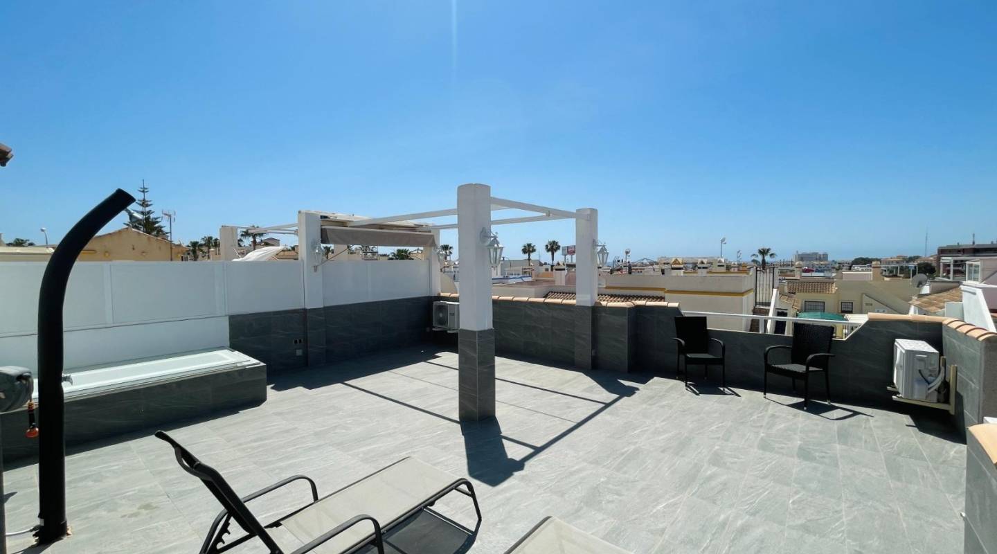 Venta - Chalet - Orihuela Costa - Playa Flamenca