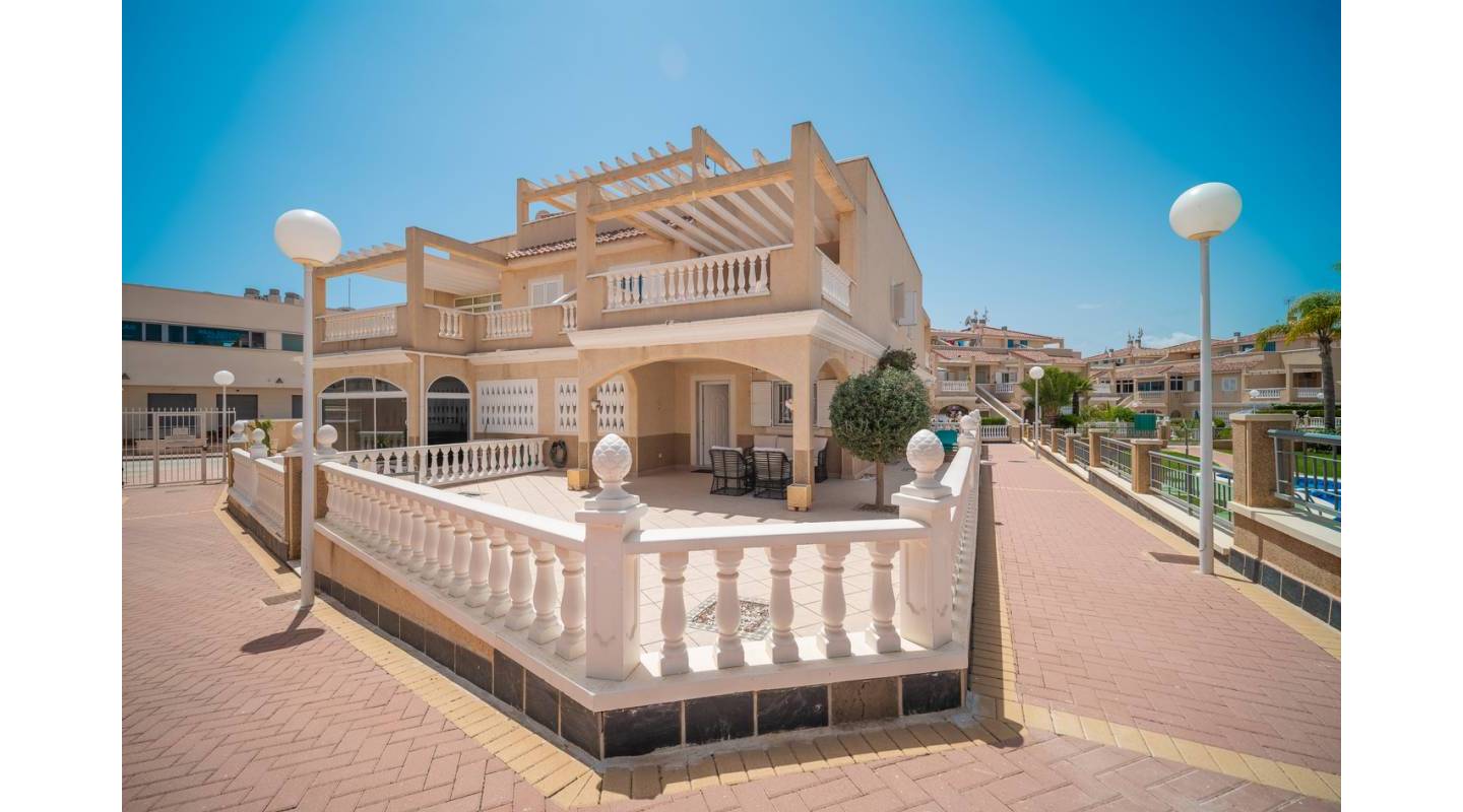 Resale - Semi Detached - Playa Flamenca - Zeniamar