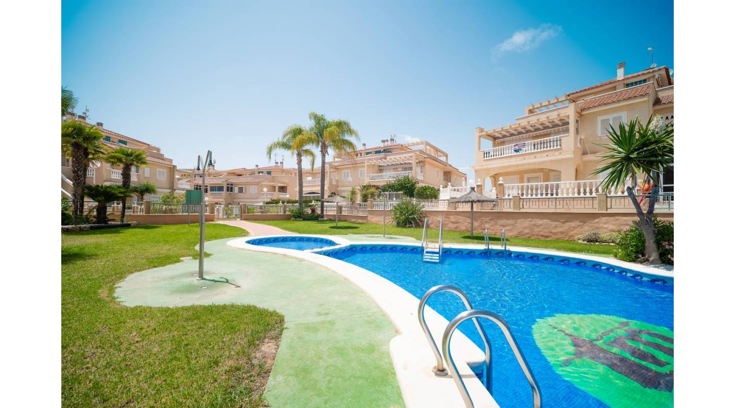 Resale - Semi Detached - Playa Flamenca - Zeniamar