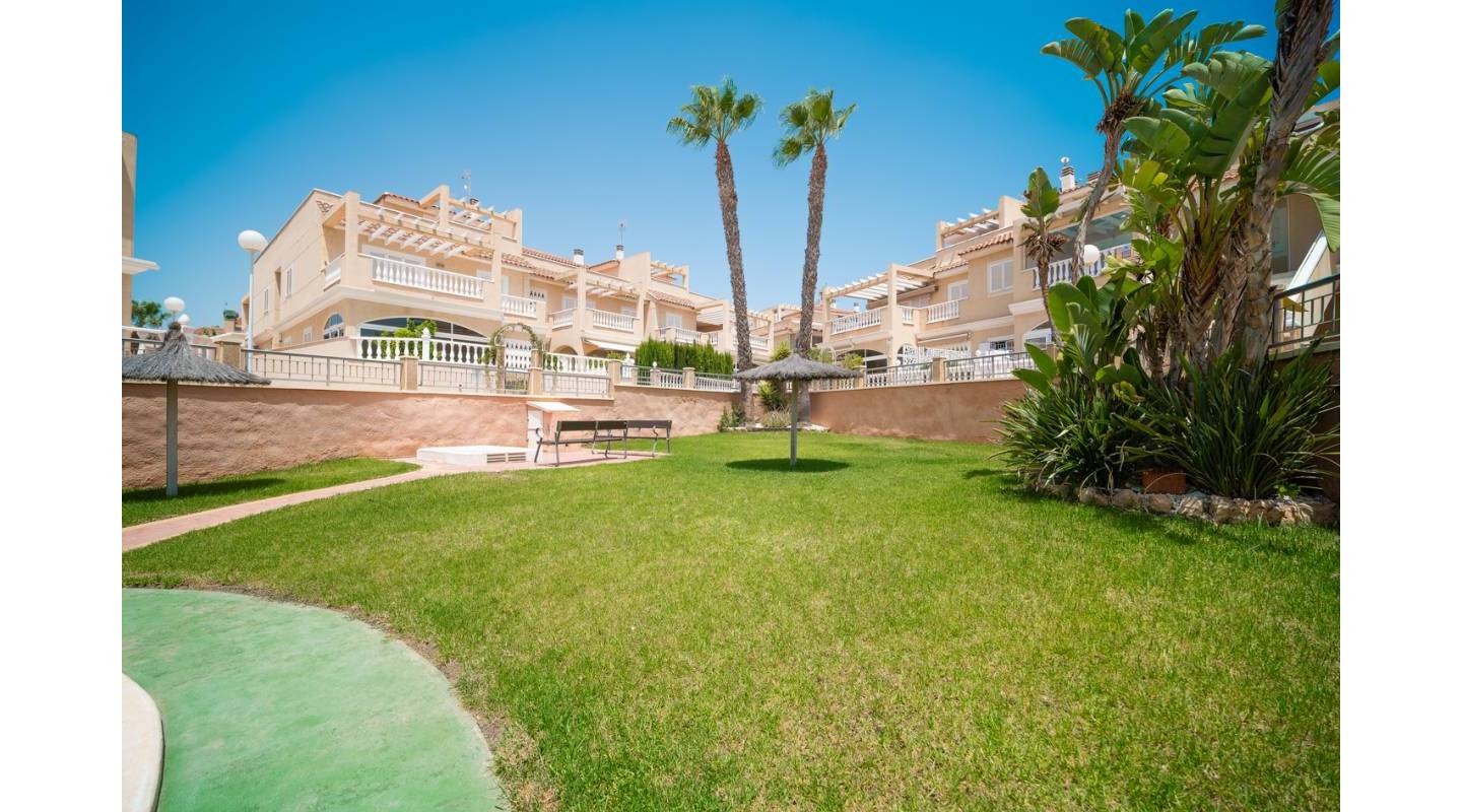 Resale - Semi Detached - Playa Flamenca - Zeniamar