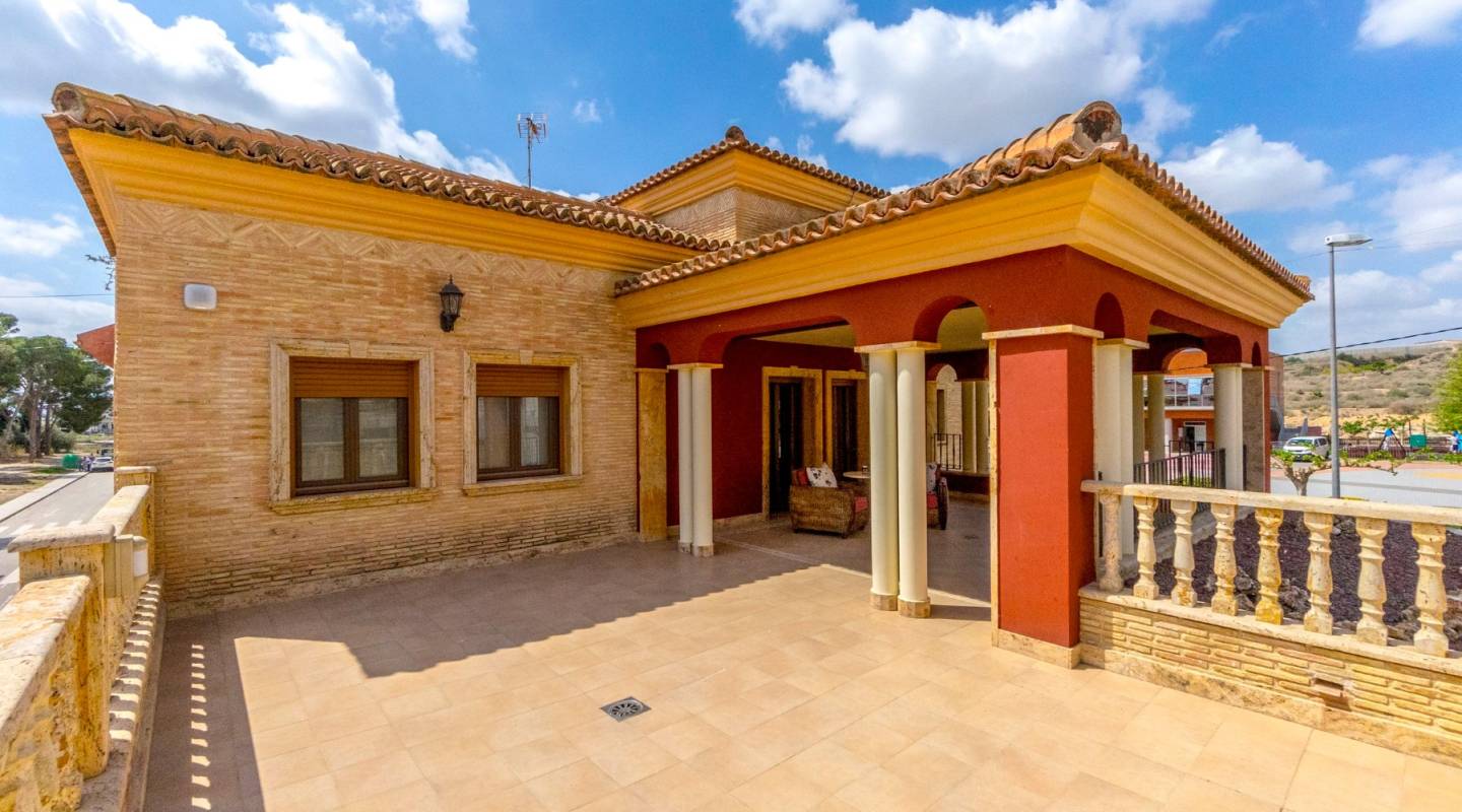 Återförsäljning - Villa - Orihuela - La Aparecida