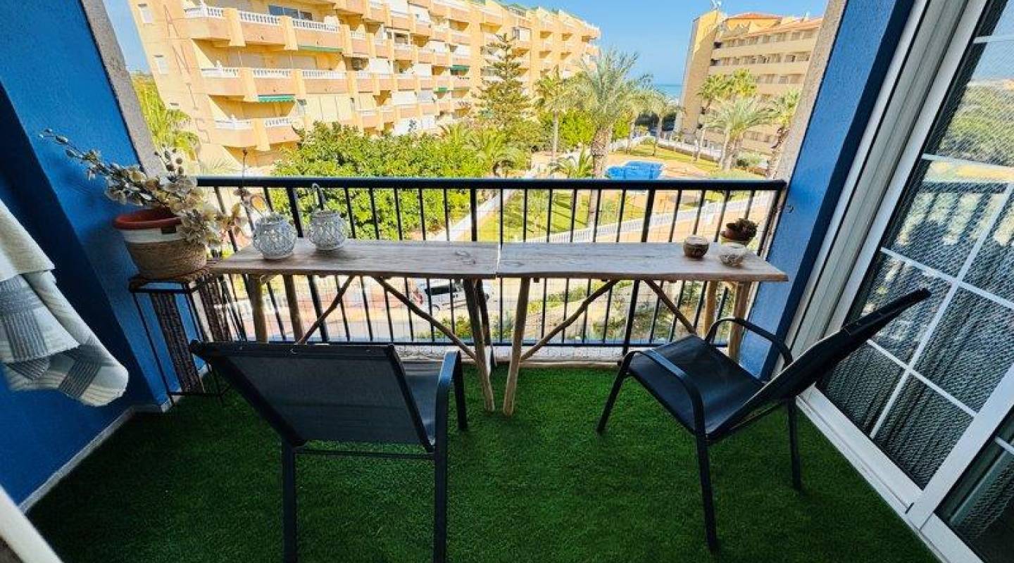 Resale - Apartment - La Mata