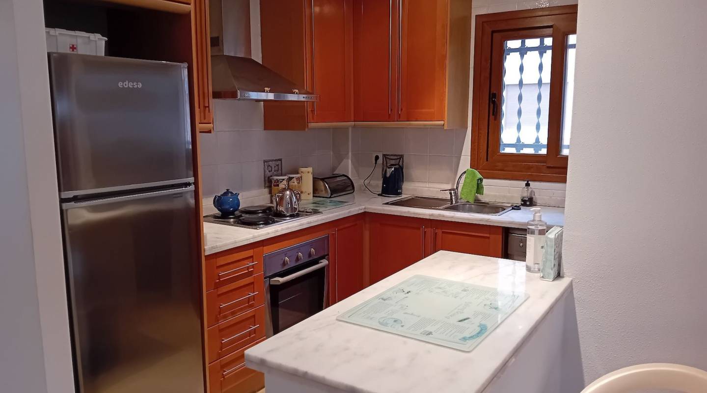 Resale - Apartment - Villamartin