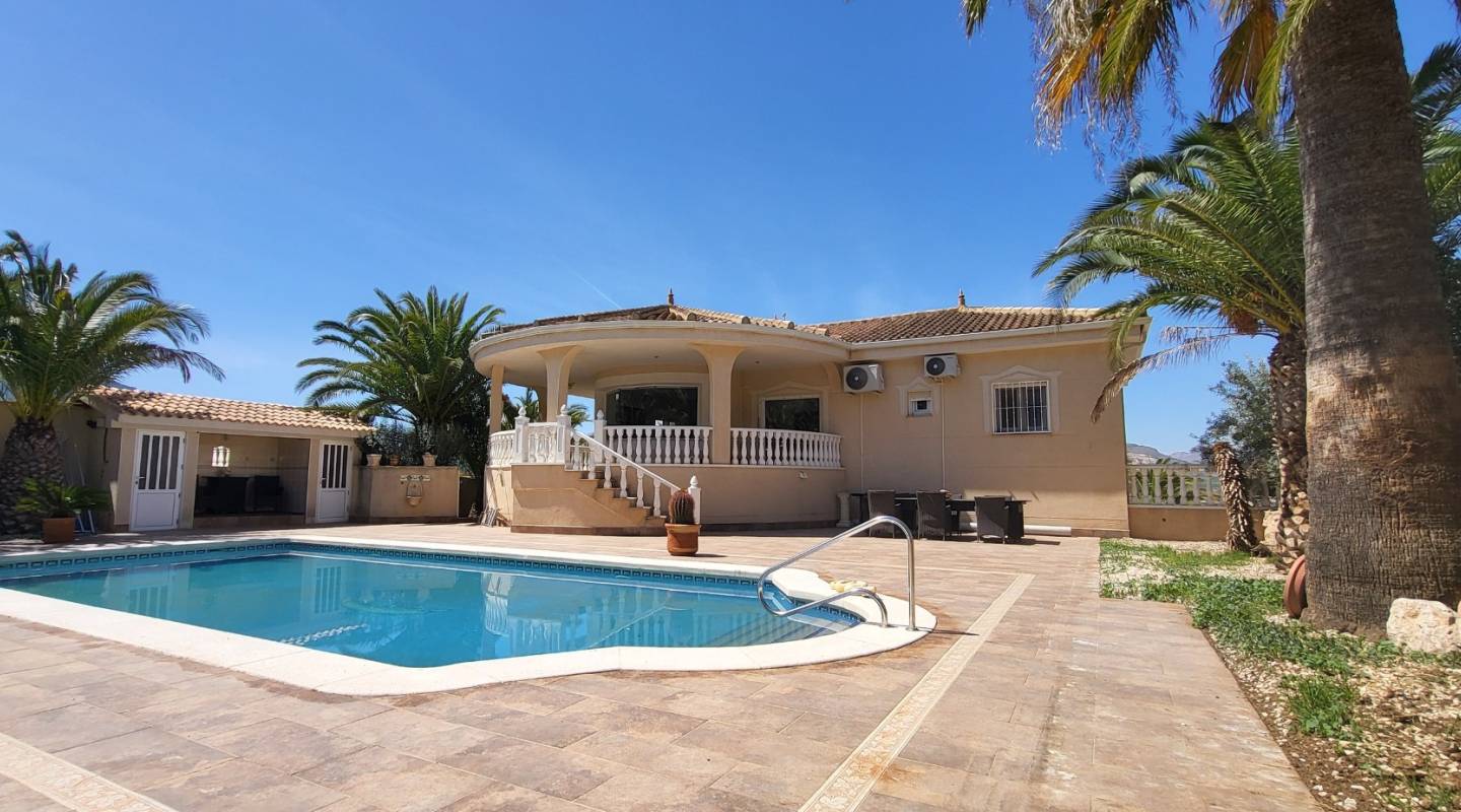 Resale - Detached Villa - Hondón de las Nieves - Centro