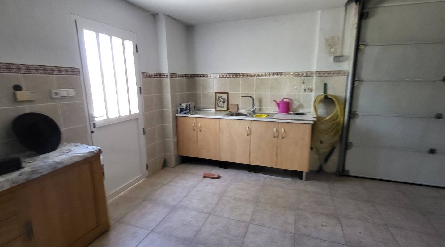 Resale - Detached Villa - Hondón de las Nieves - Centro