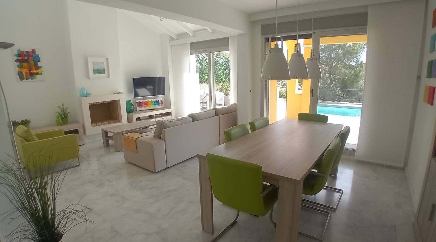 Resale - Villa  - Algorfa - La Finca Golf