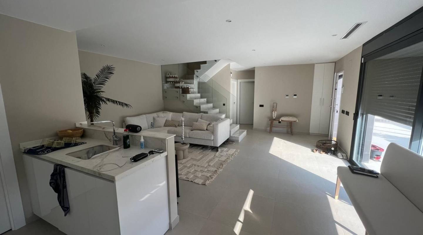 Resale - Detached Villa - Algorfa - Alicante