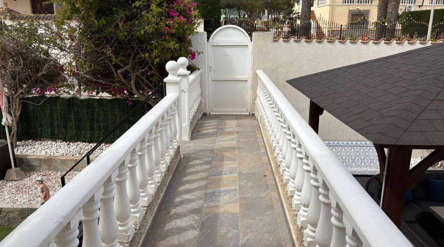 Revente - Detached Villa - Algorfa - Alicante