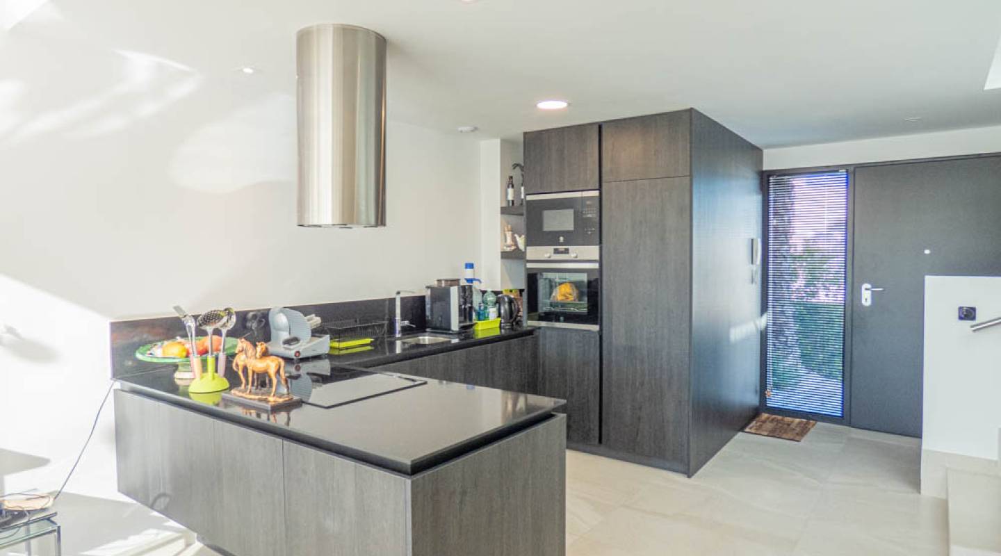 Resale - Villa  - La Finca Golf - Alicante