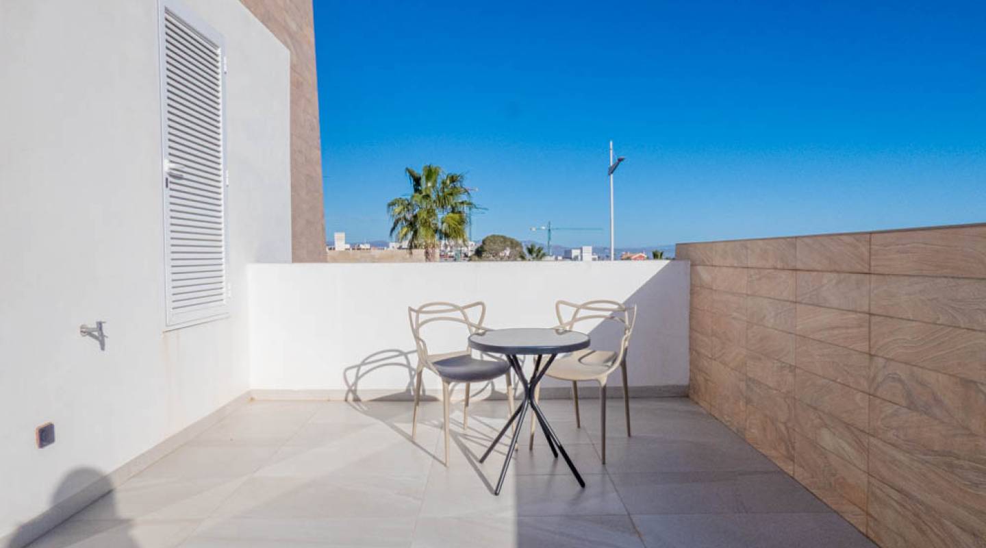 Resale - Villa  - La Finca Golf - Alicante