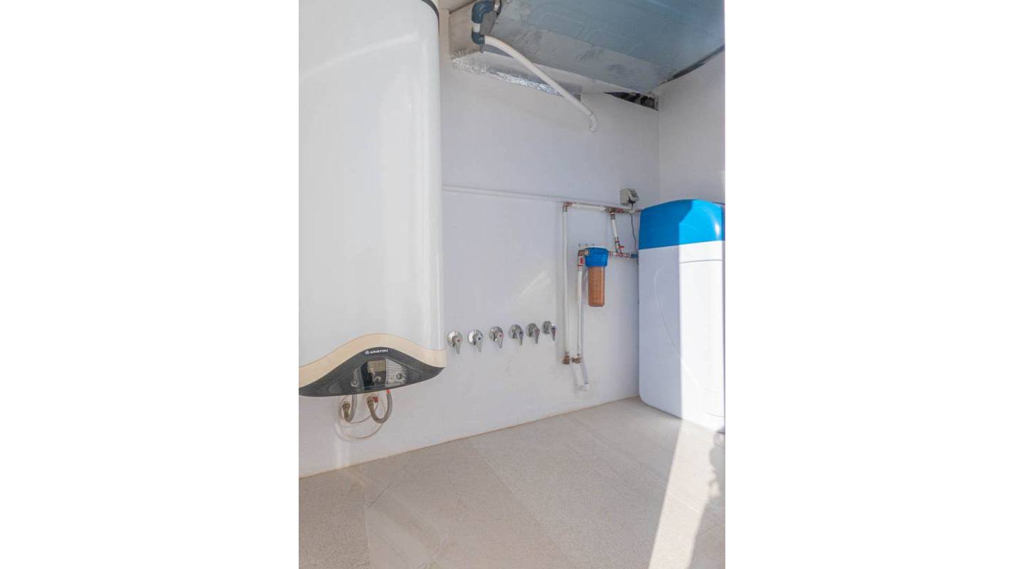 Resale - Villa  - La Finca Golf - Alicante