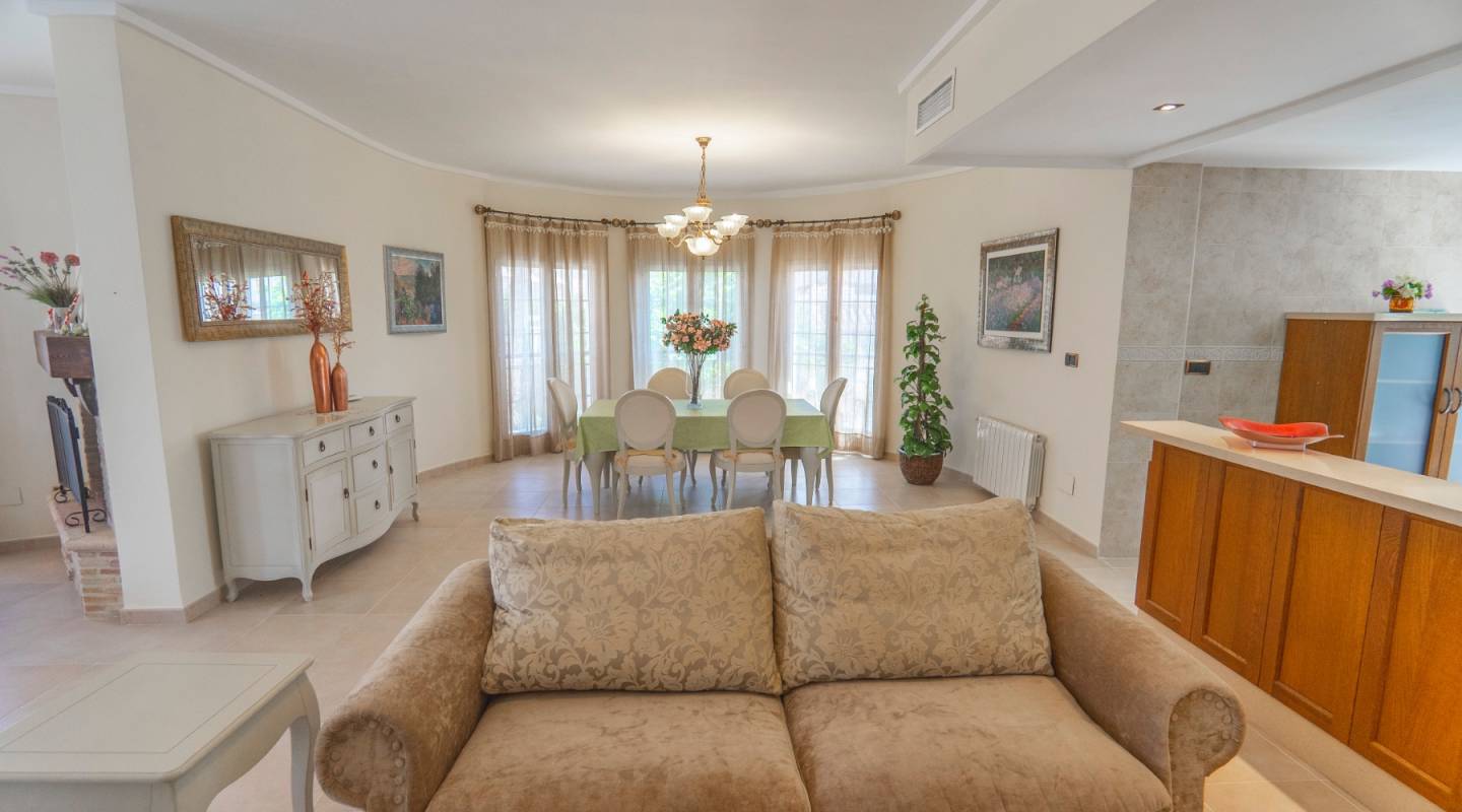 Återförsäljning - Villa - Ciudad Quesada - Dona Pepa