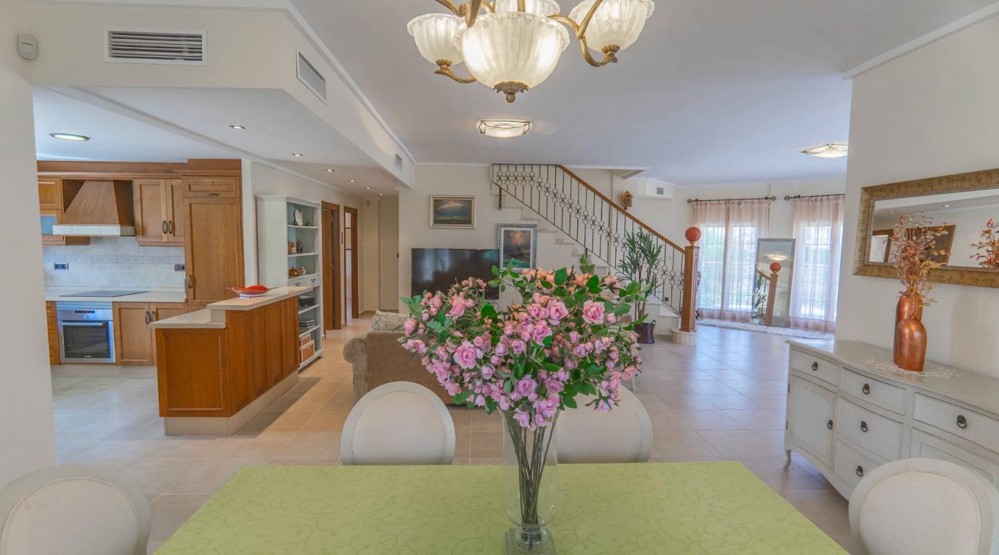 Återförsäljning - Villa - Ciudad Quesada - Dona Pepa