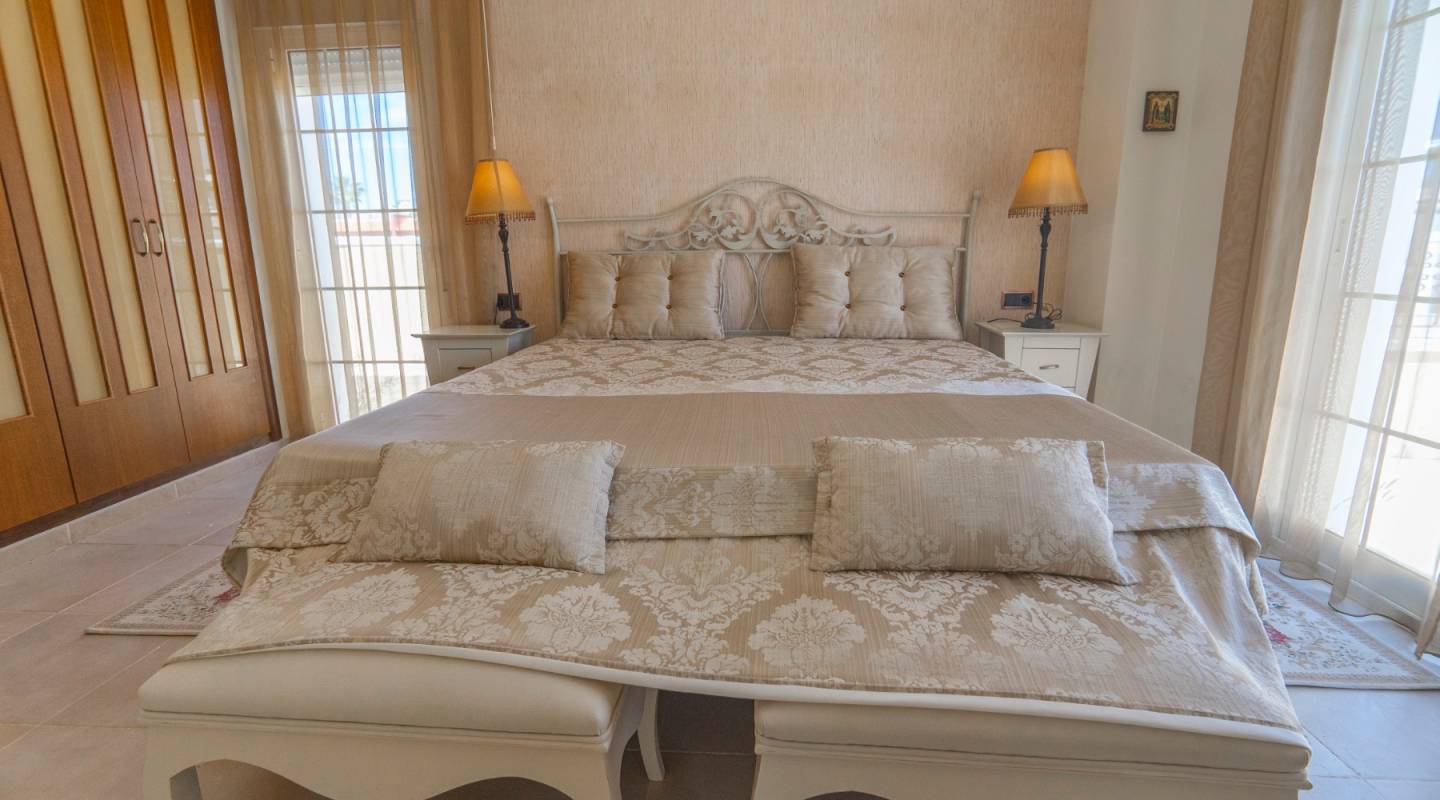 Återförsäljning - Villa - Ciudad Quesada - Dona Pepa