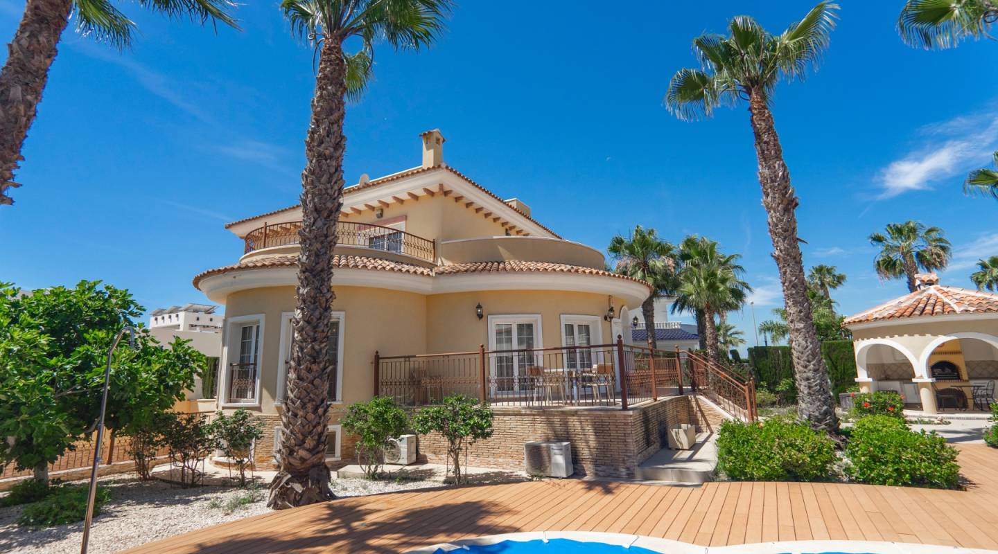 Återförsäljning - Villa - Ciudad Quesada - Dona Pepa