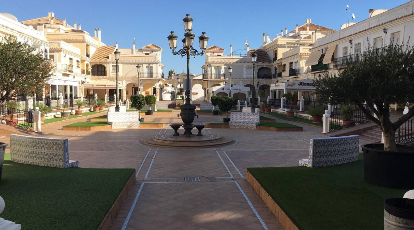 Nueva construcción  - Chalet - Pilar de La Horadada - Pilar De La Horadada