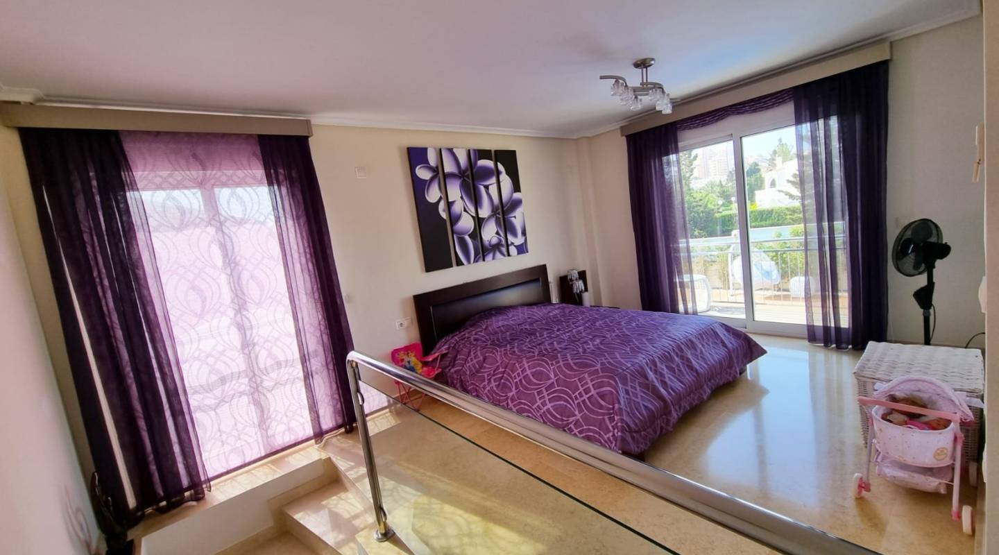 Resale - Villa  - Torrevieja - La Mata