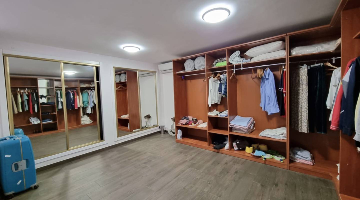 Resale - Villa  - Torrevieja - La Mata