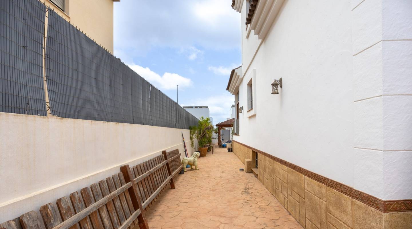 Resale - Detached Villa - Los Montesinos